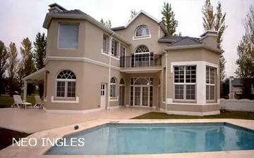 Casa estilo neo inglés en La Colina.